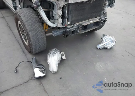 2023 Ford Bronco Badlands z USA, uszkodzony, nr VIN 1FMEE5DP0PLA97359